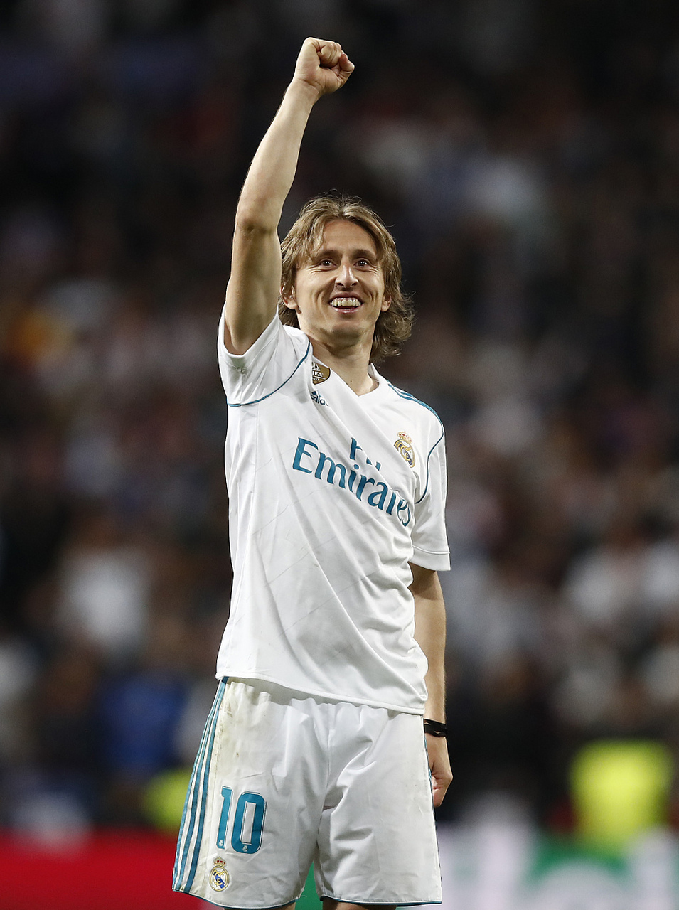 欧冠精彩进球回顾：梅西助攻集锦,